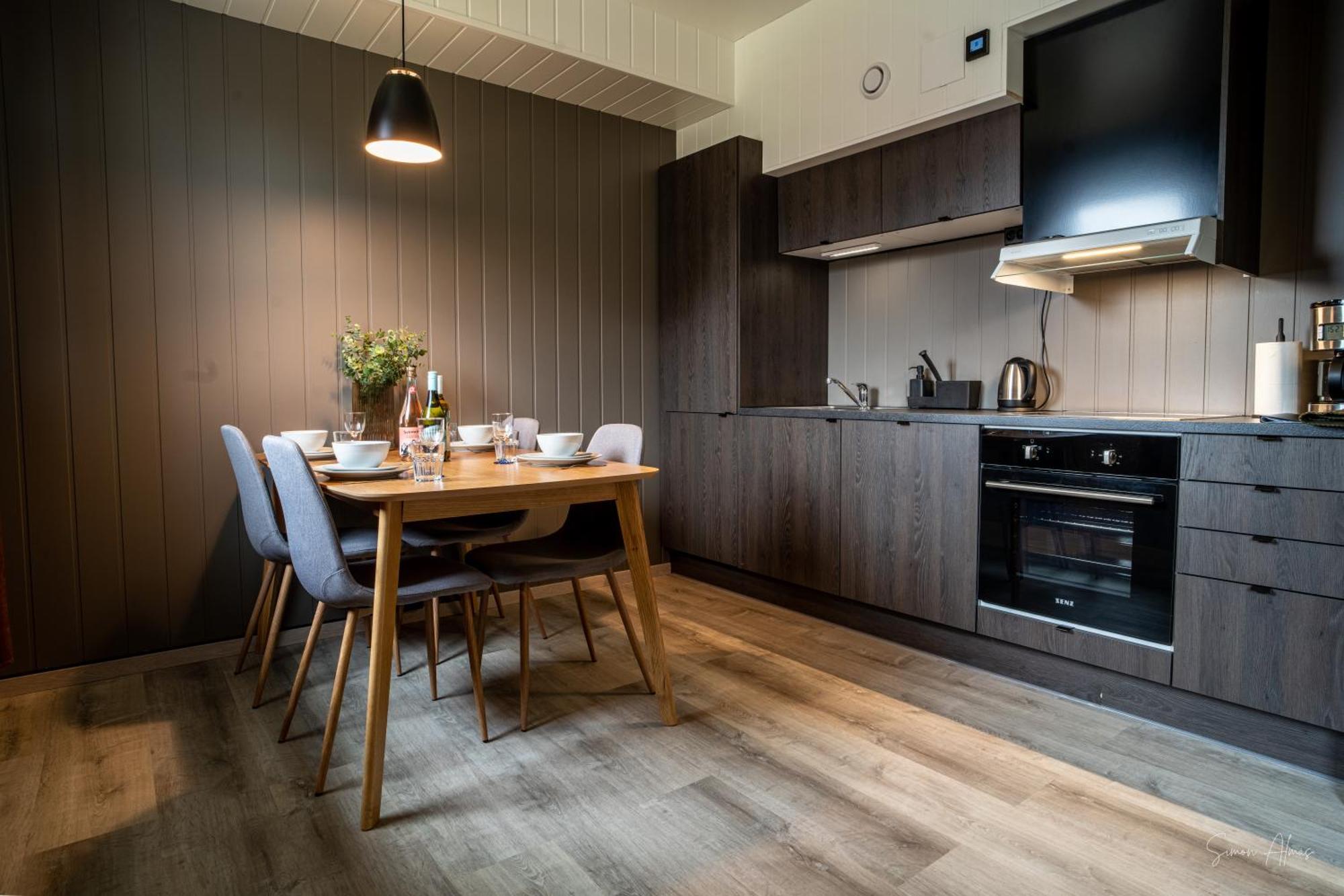 Alpan Apartments, Lyngenfjord Olderdalen Ngoại thất bức ảnh