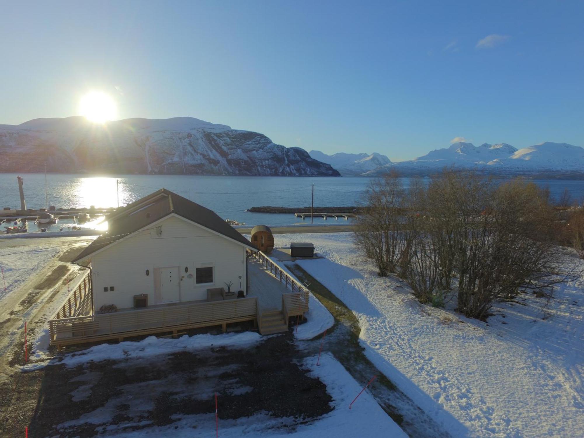 Alpan Apartments, Lyngenfjord Olderdalen Ngoại thất bức ảnh